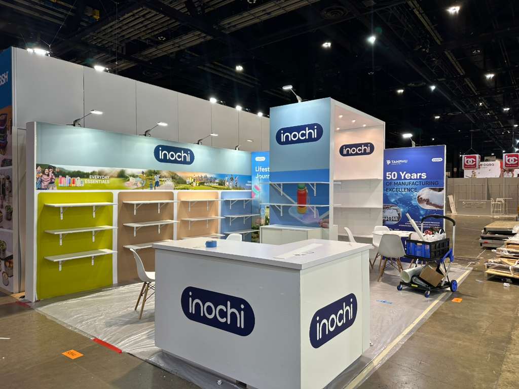 Productive Displays — Full Island Exhibit by Inochi